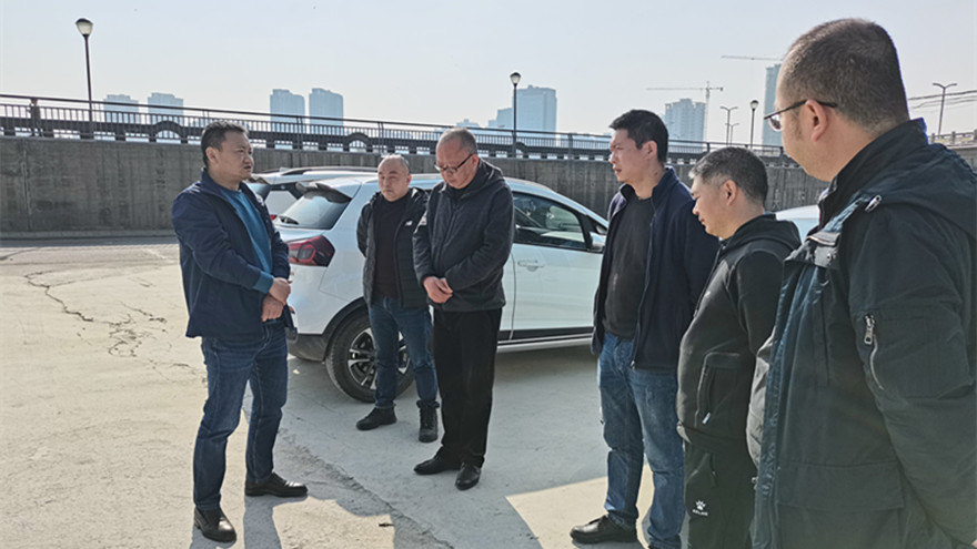 濱河北路西段排水項(xiàng)目現(xiàn)場檢查照片 濱河北路西段排水項(xiàng)目現(xiàn)場檢查照片